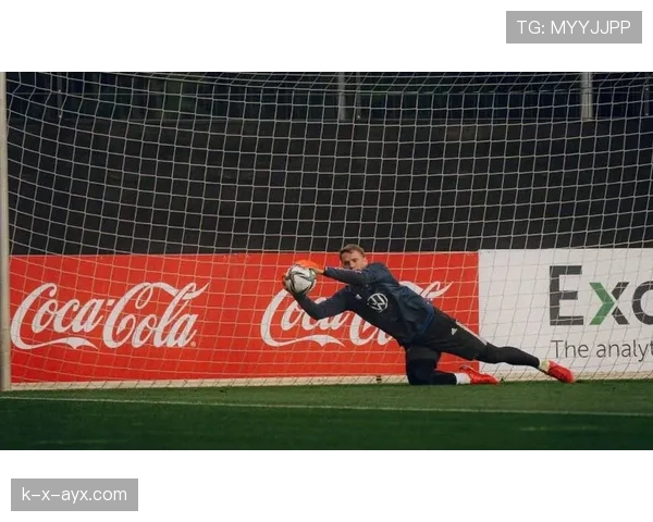 后场第一出球点:诺伊尔的脚下技术 后场第一出球点:诺伊尔的脚下技术