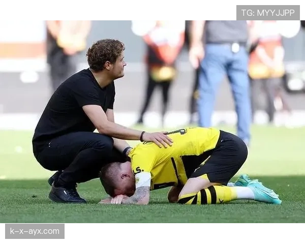 多特在争冠关键阶段出现表现波动,影响联赛竞争格局