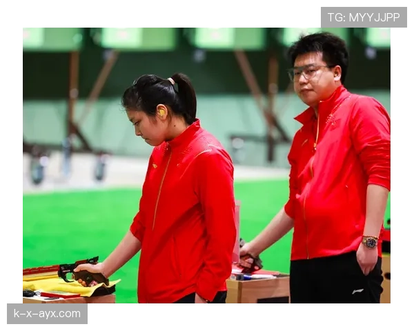 庞伟家里到底堆了多少运动装备，光看就觉得钱包瘪了不止一点点